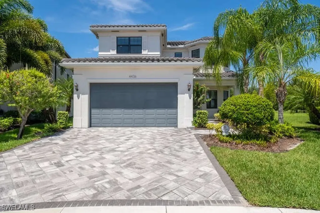 4436 Aurora Street Naples FL 34119