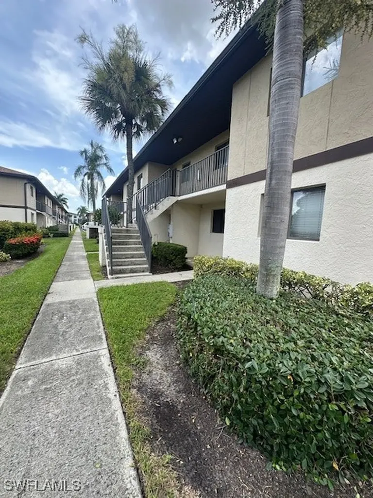 4790 S Cleveland Avenue Fort Myers FL 33907