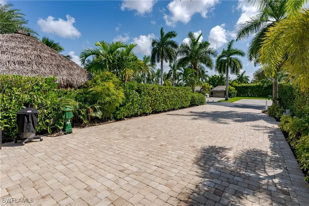 13565 Snapper Lane Naples FL 34114