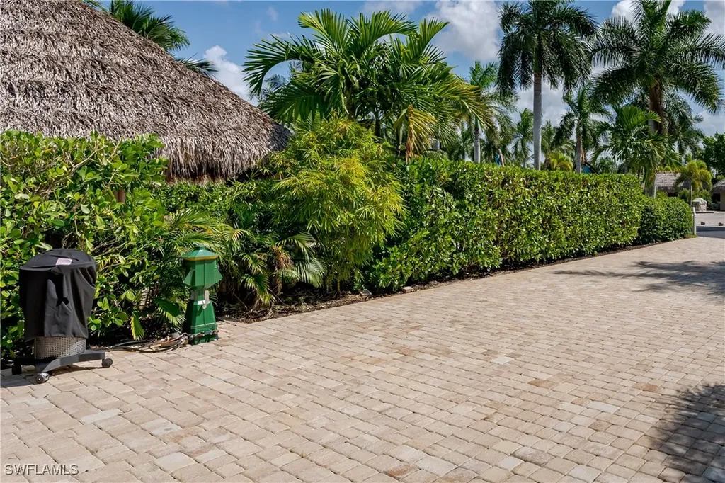 13565 Snapper Lane Naples FL 34114
