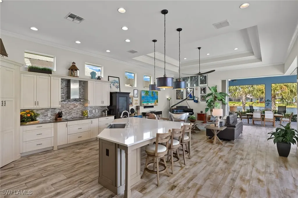 6364 Lyford Isle Drive Naples FL 34113
