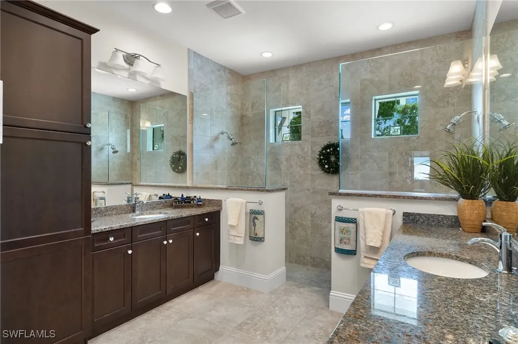 6364 Lyford Isle Drive Naples FL 34113
