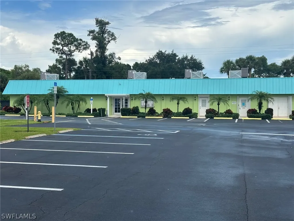 4681 Lahaina Lane Bonita Springs FL 34134