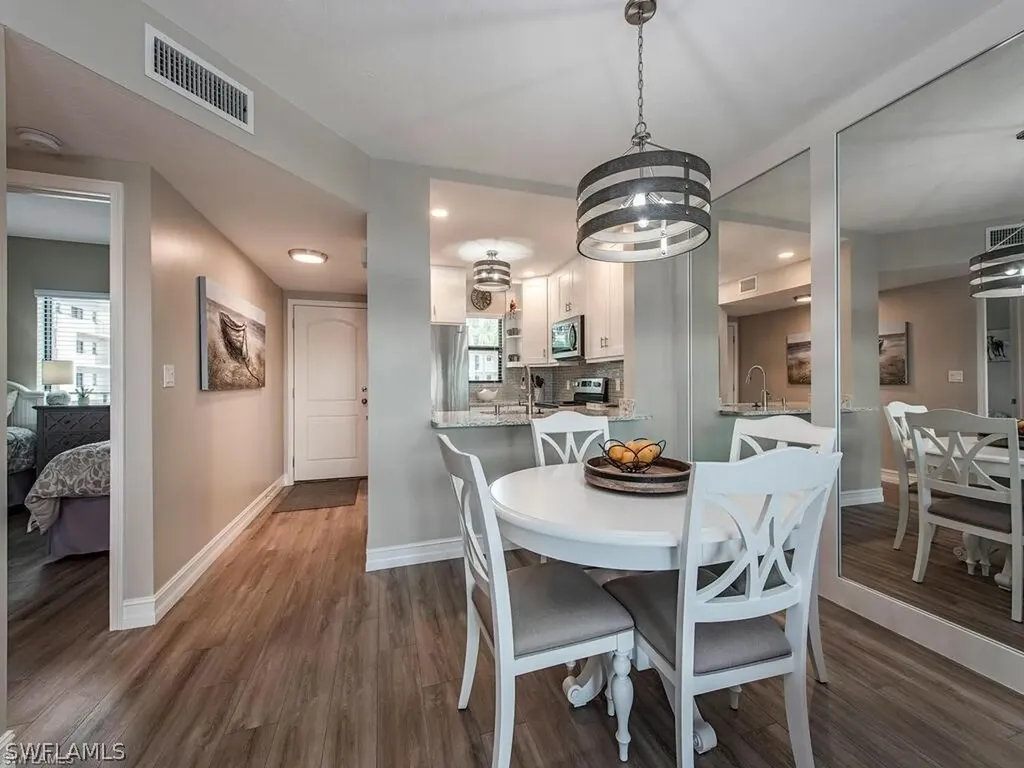 803 River Point Drive Naples FL 34102
