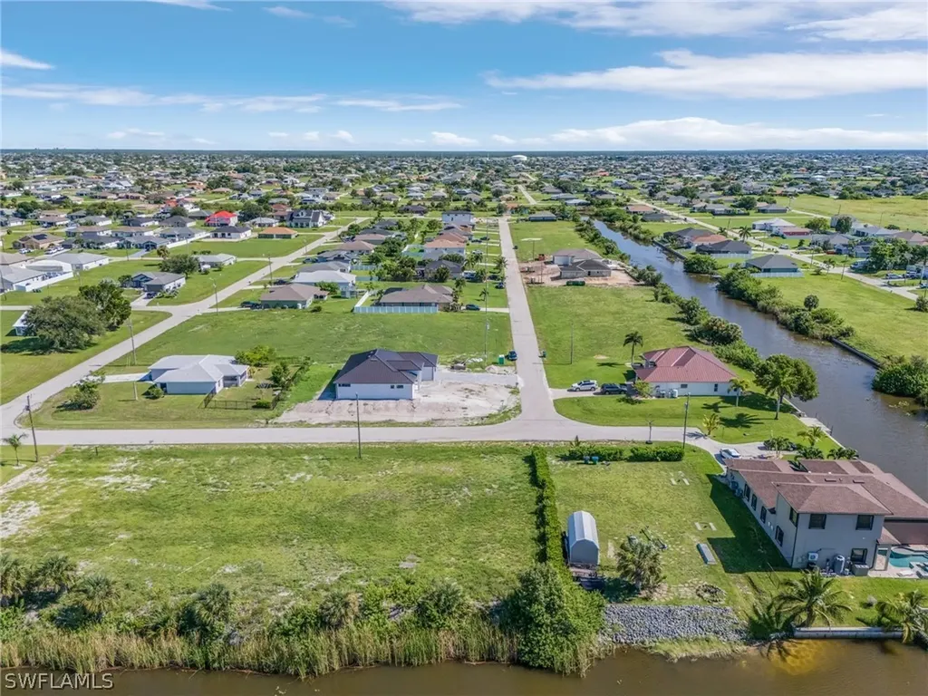 1216 NW 9th Street Cape Coral FL 33993