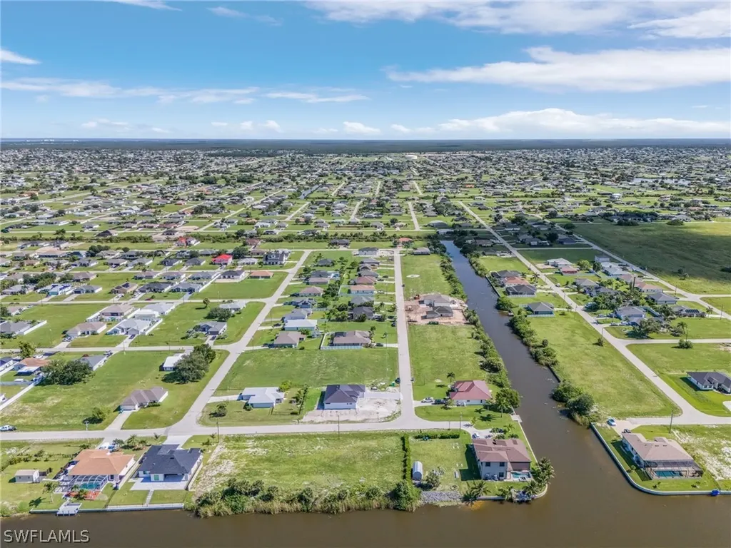 1216 NW 9th Street Cape Coral FL 33993