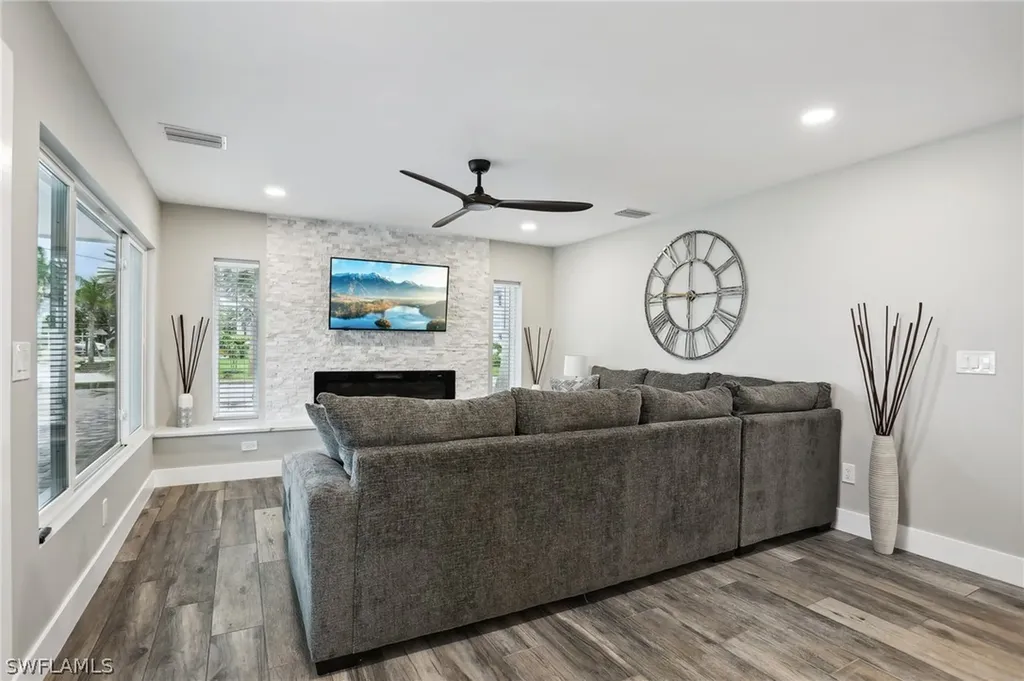 267 Flamingo Street Fort Myers Beach FL 33931