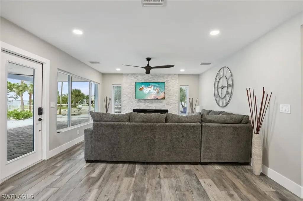 267 Flamingo Street Fort Myers Beach FL 33931