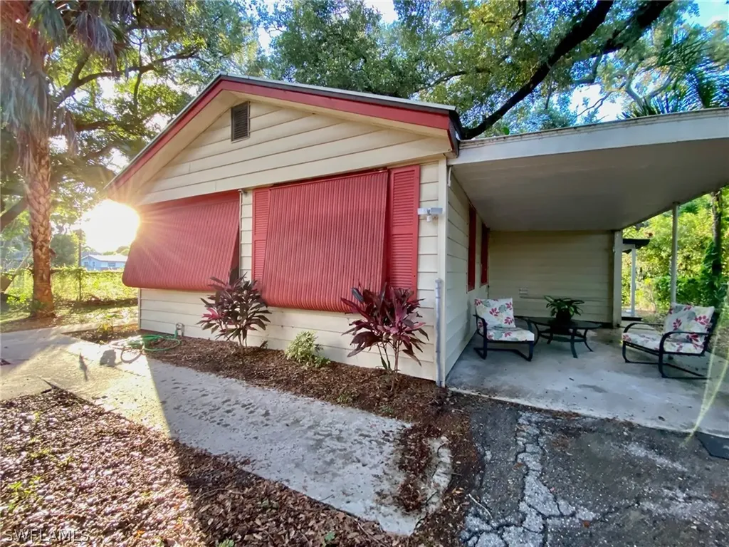 2217 Dora Street Fort Myers FL 33901