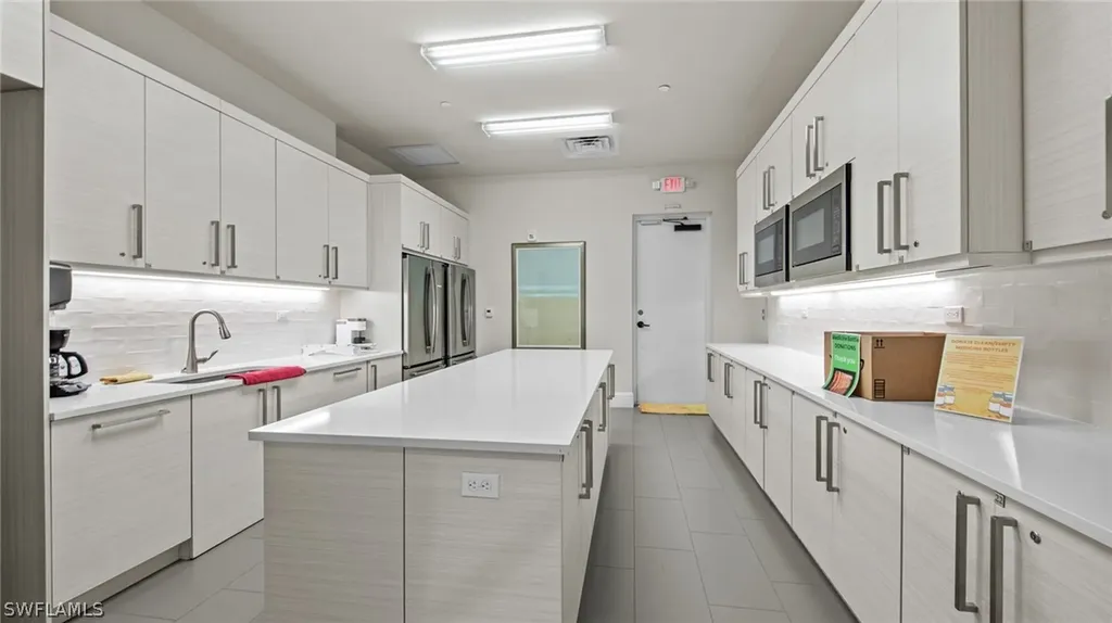 28608 Twain Drive Bonita Springs FL 34135