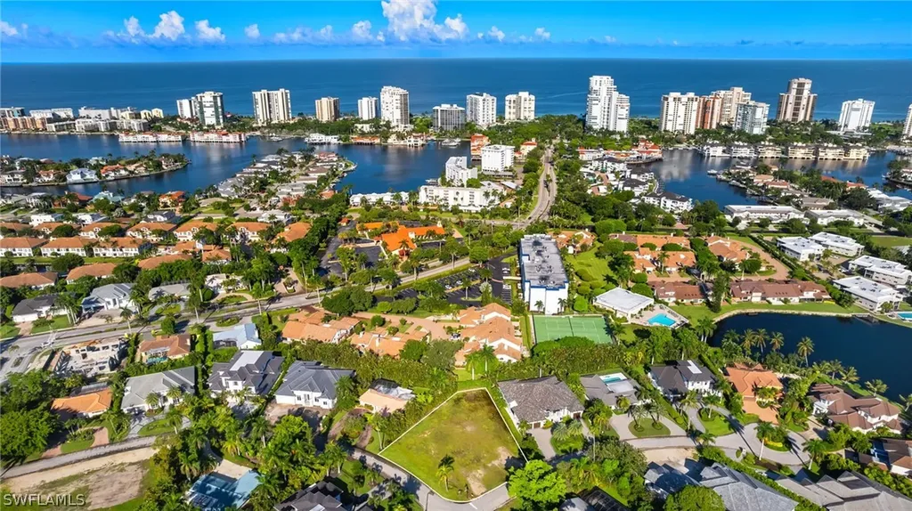 Naples FL, 4103 Willowhead Way