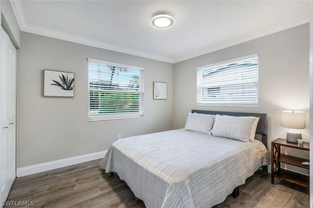 975 22nd Avenue N Naples FL 34103