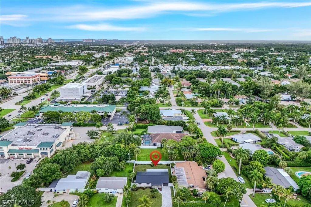 975 22nd Avenue N Naples FL 34103