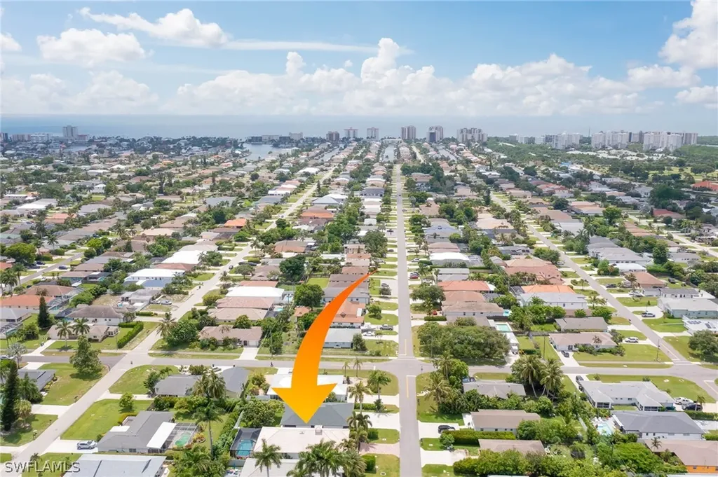 708 108th Avenue N Naples FL 34108