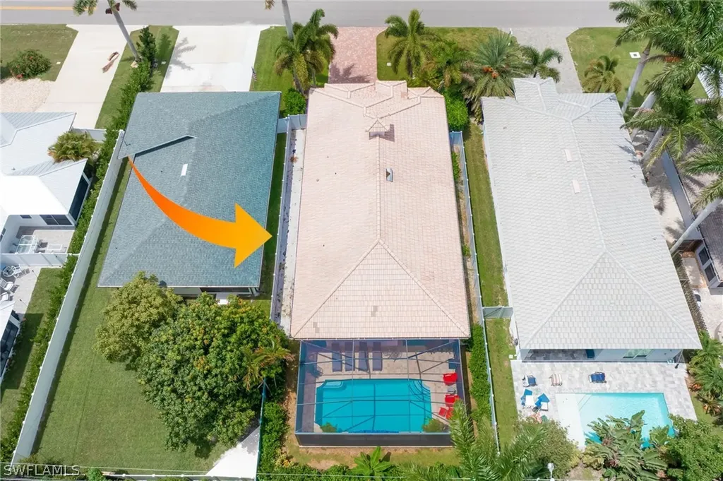 708 108th Avenue N Naples FL 34108