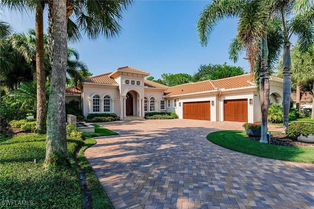 3014 Mona Lisa Boulevard Naples FL 34119