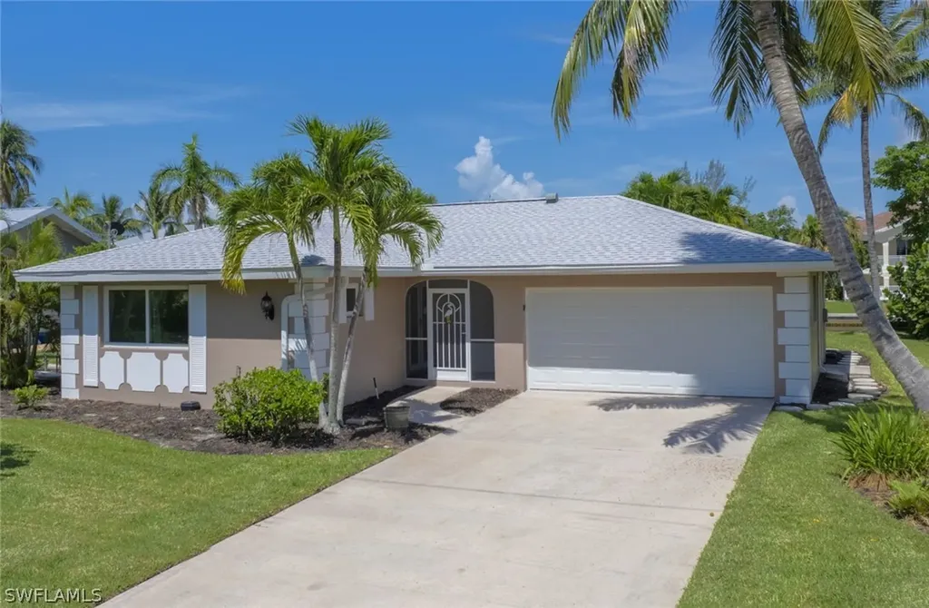 1001 Lindgren Boulevard Sanibel FL 33957