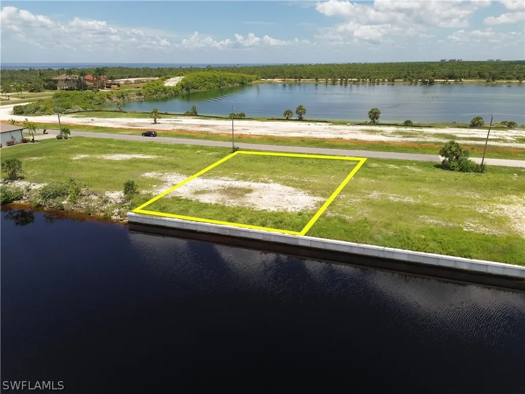 4524 NW 36th Street Cape Coral FL 33993