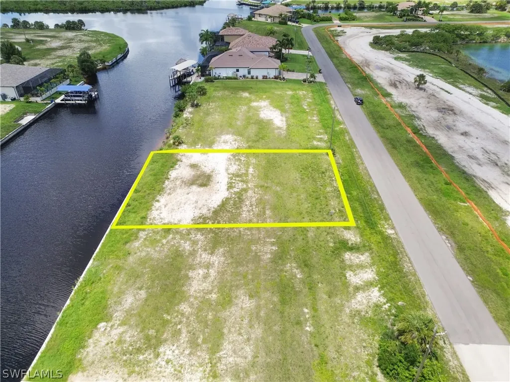 4524 NW 36th Street Cape Coral FL 33993