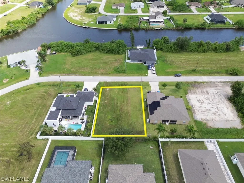 2905 NW 9th Terrace Cape Coral FL 33993