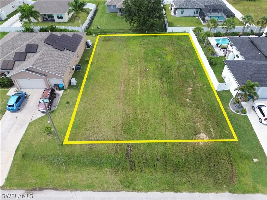 2905 NW 9th Terrace Cape Coral FL 33993