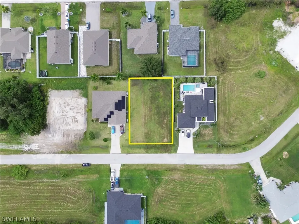 2905 NW 9th Terrace Cape Coral FL 33993