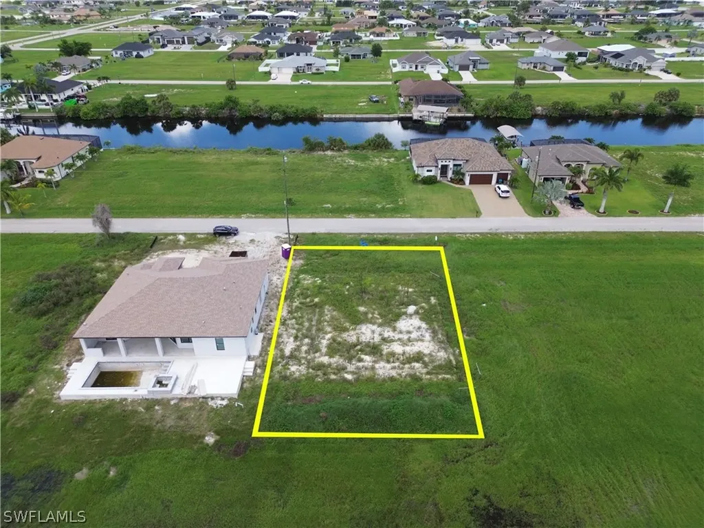 1633 NW 36th Avenue Cape Coral FL 33993