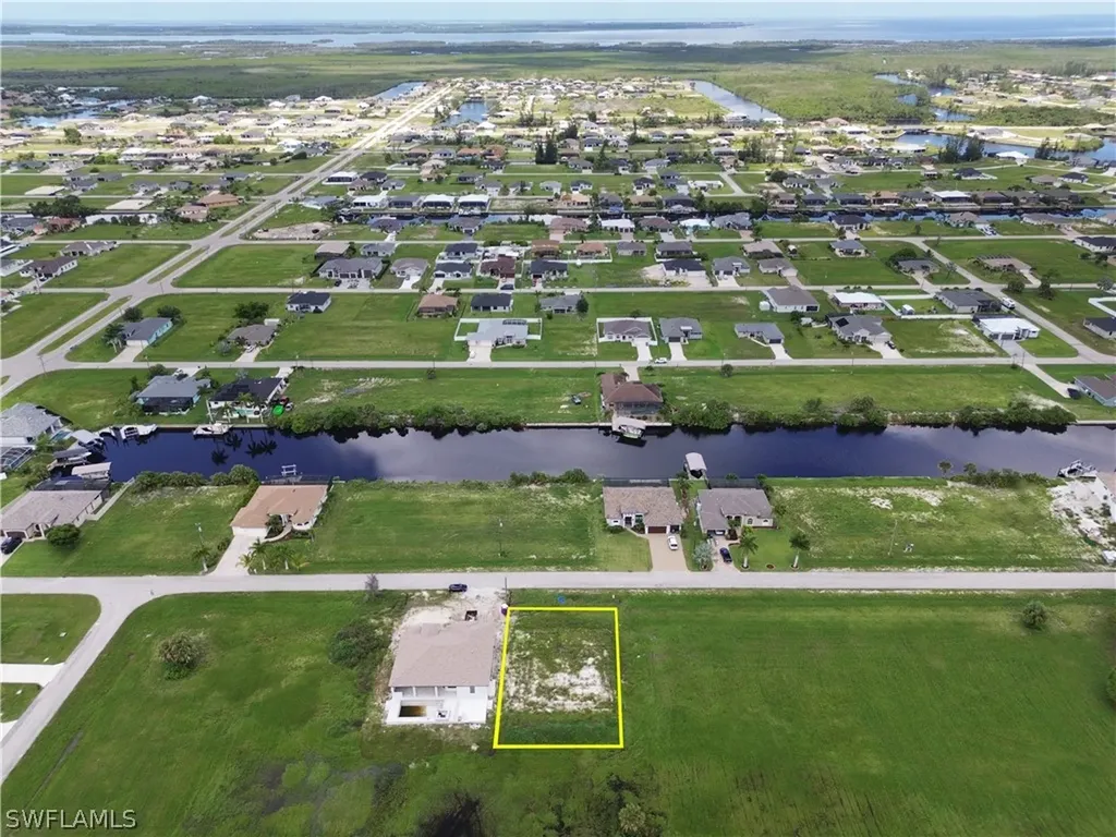 1633 NW 36th Avenue Cape Coral FL 33993