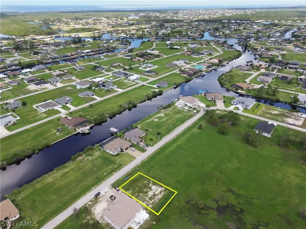 1633 NW 36th Avenue Cape Coral FL 33993