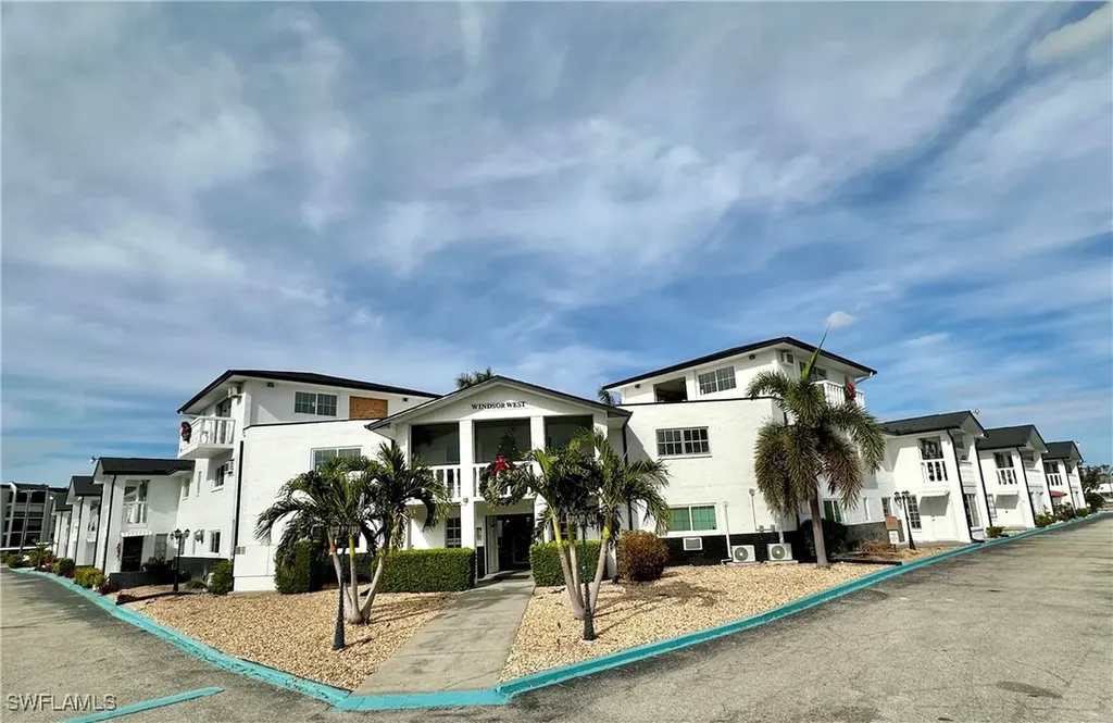 3704 Broadway Fort Myers FL 33901