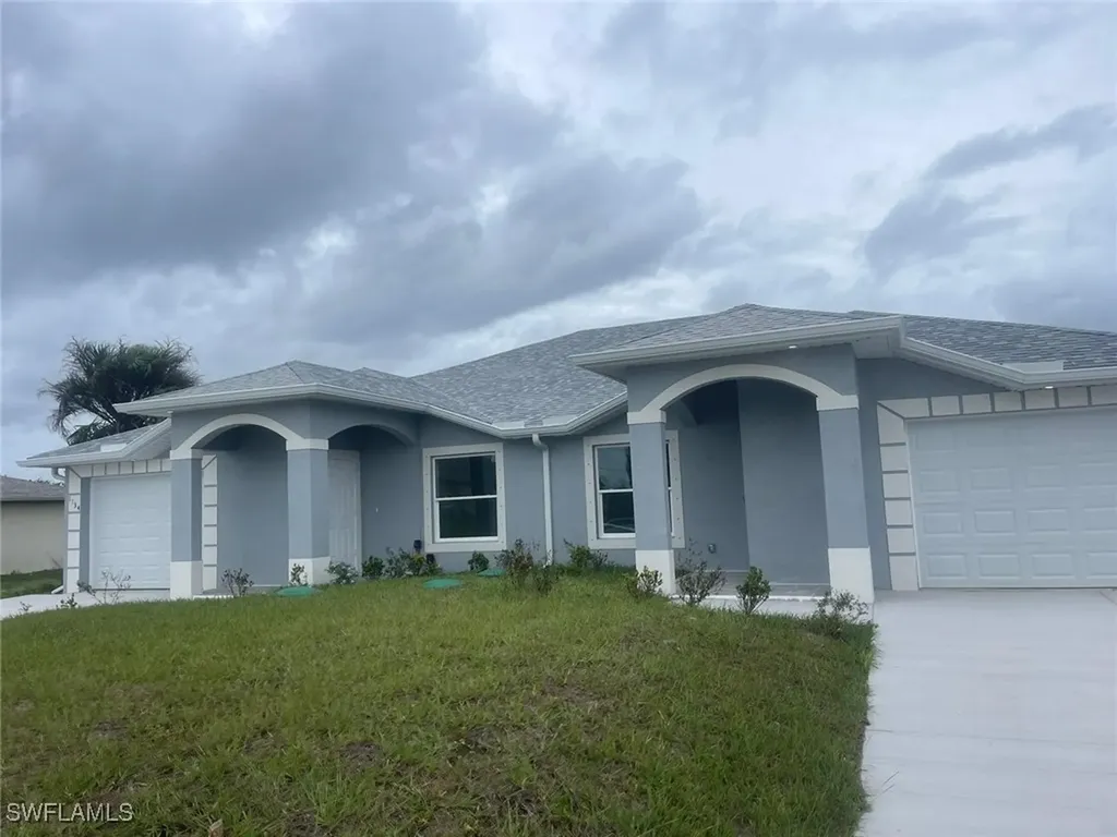 1132/ 1134 Harold Avenue S Lehigh Acres FL 33973