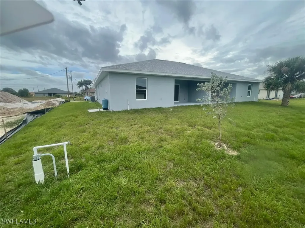 1132/ 1134 Harold Avenue S Lehigh Acres FL 33973