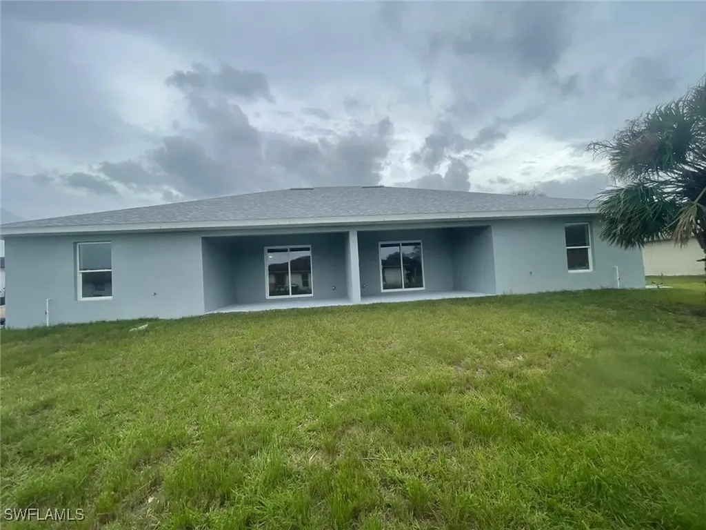 1132/ 1134 Harold Avenue S Lehigh Acres FL 33973
