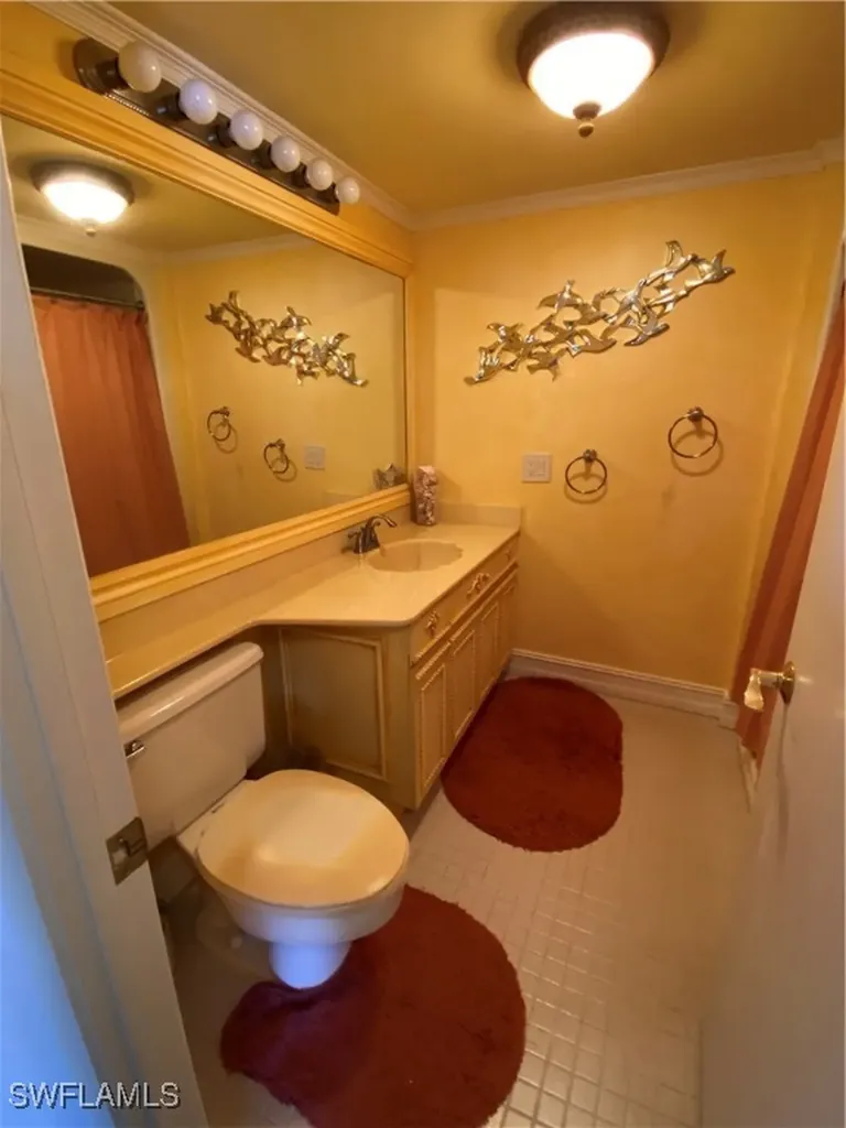 4041 Gulf Shore Boulevard N Naples FL 34103