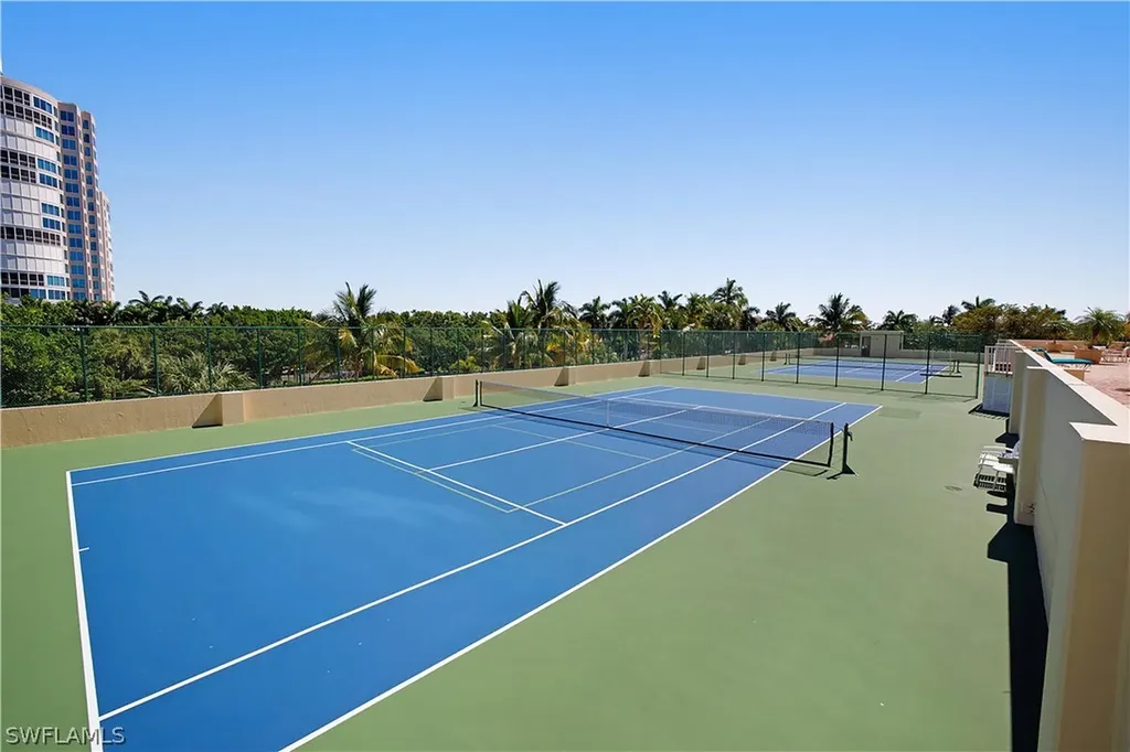4041 Gulf Shore Boulevard N Naples FL 34103