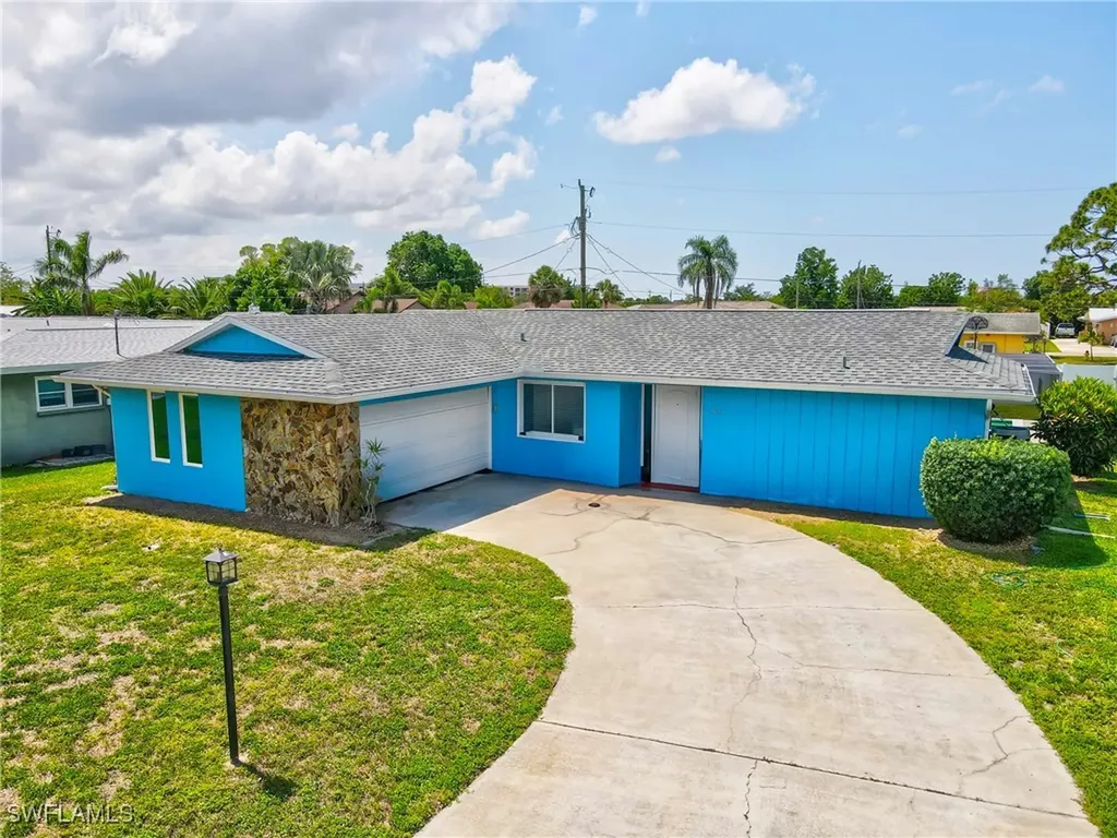 240 SE 46th Terrace Cape Coral FL 33904