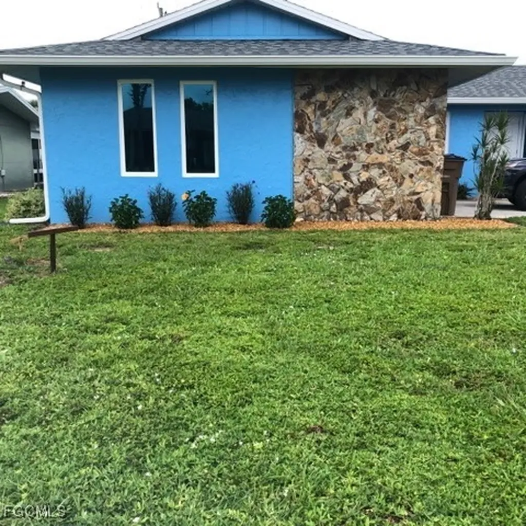 240 SE 46th Terrace Cape Coral FL 33904