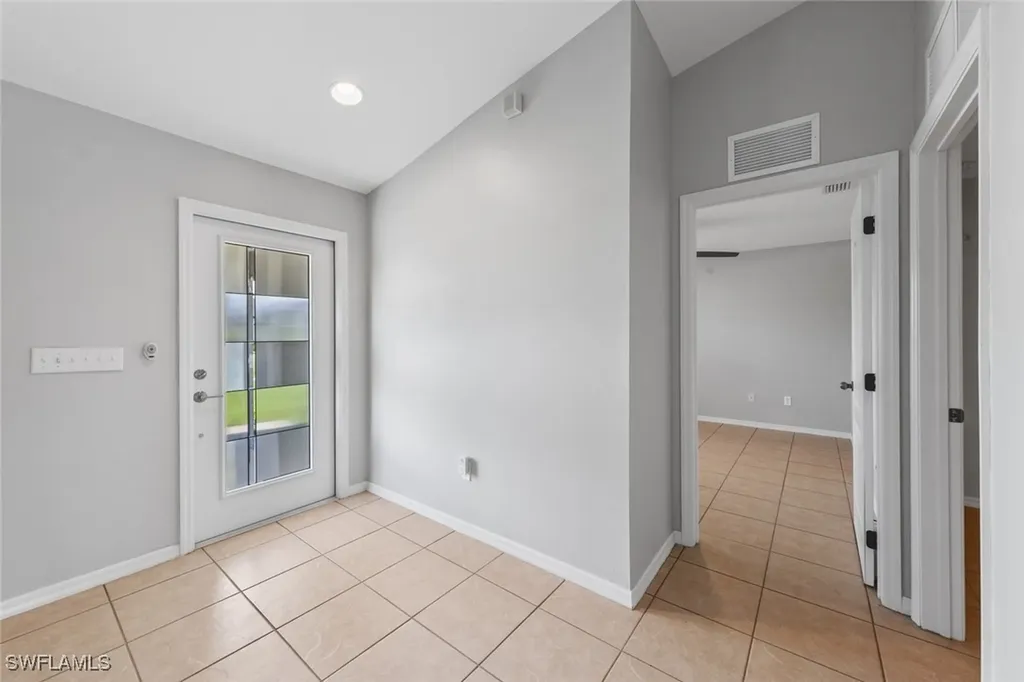 1716 SW 3rd Street Cape Coral FL 33991