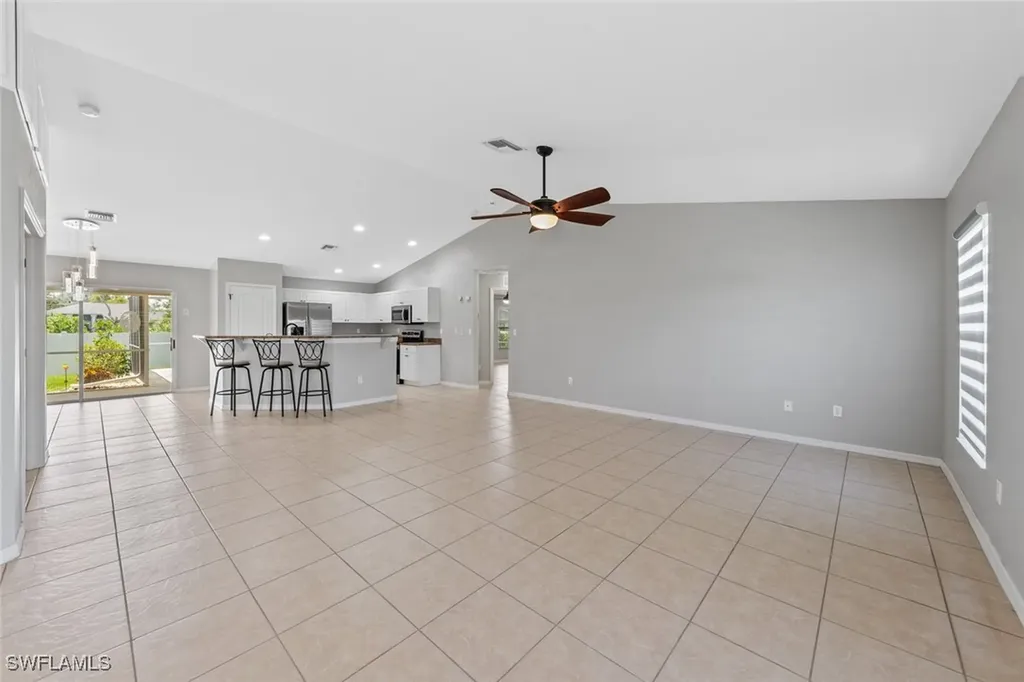 1716 SW 3rd Street Cape Coral FL 33991