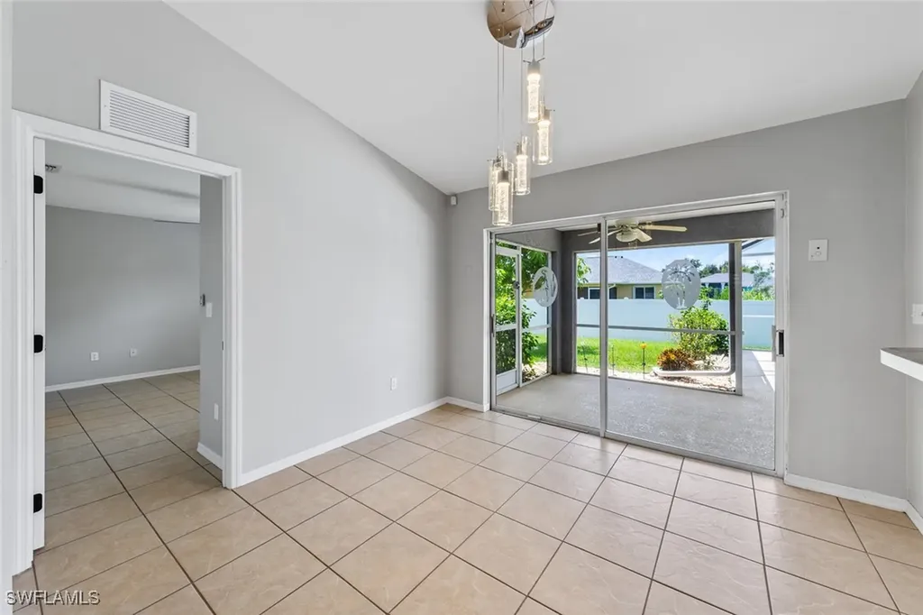 1716 SW 3rd Street Cape Coral FL 33991