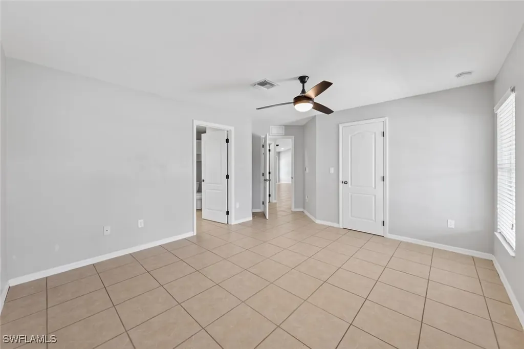 1716 SW 3rd Street Cape Coral FL 33991