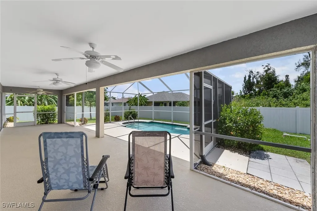 1716 SW 3rd Street Cape Coral FL 33991