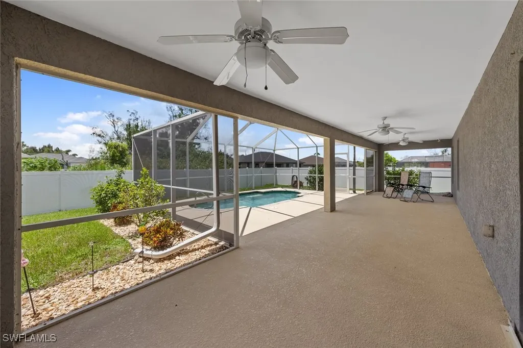 1716 SW 3rd Street Cape Coral FL 33991