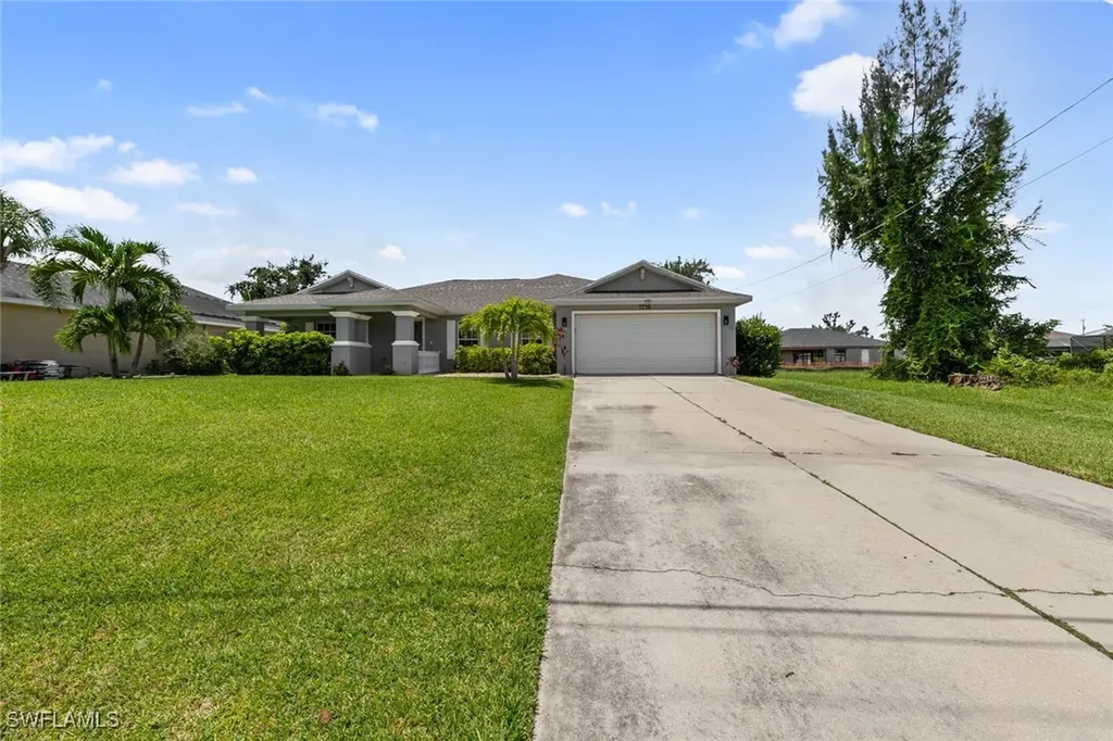1716 SW 3rd Street Cape Coral FL 33991