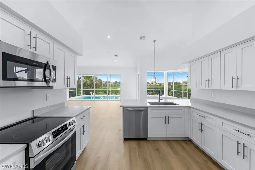 2011 Morning Sun Lane Naples FL 34119