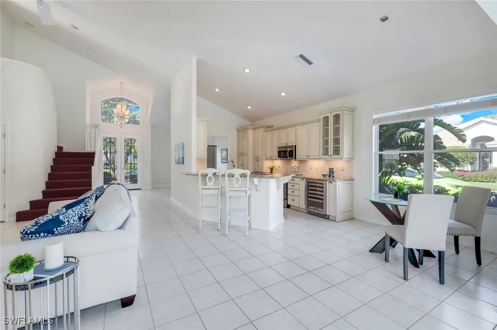 8785 Ventura Way Naples FL 34109