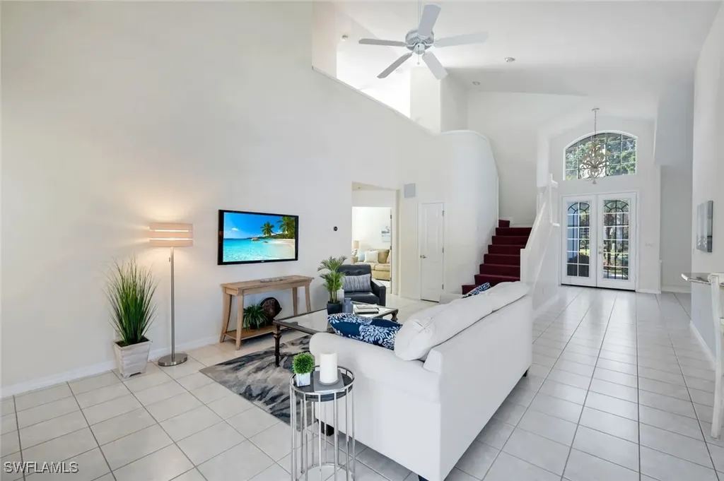 8785 Ventura Way Naples FL 34109