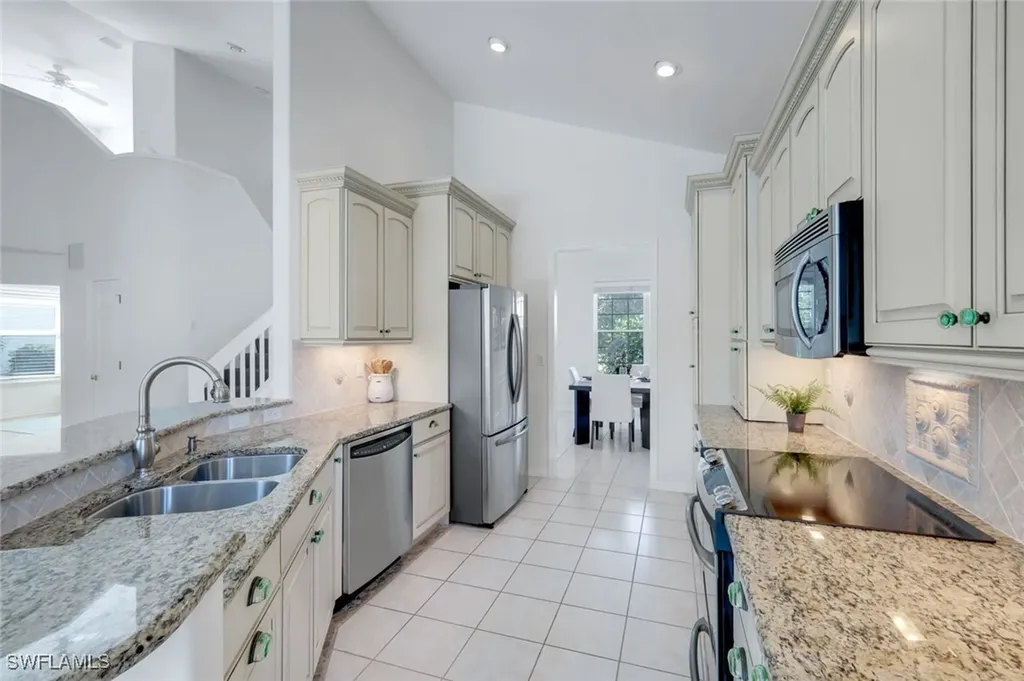 8785 Ventura Way Naples FL 34109