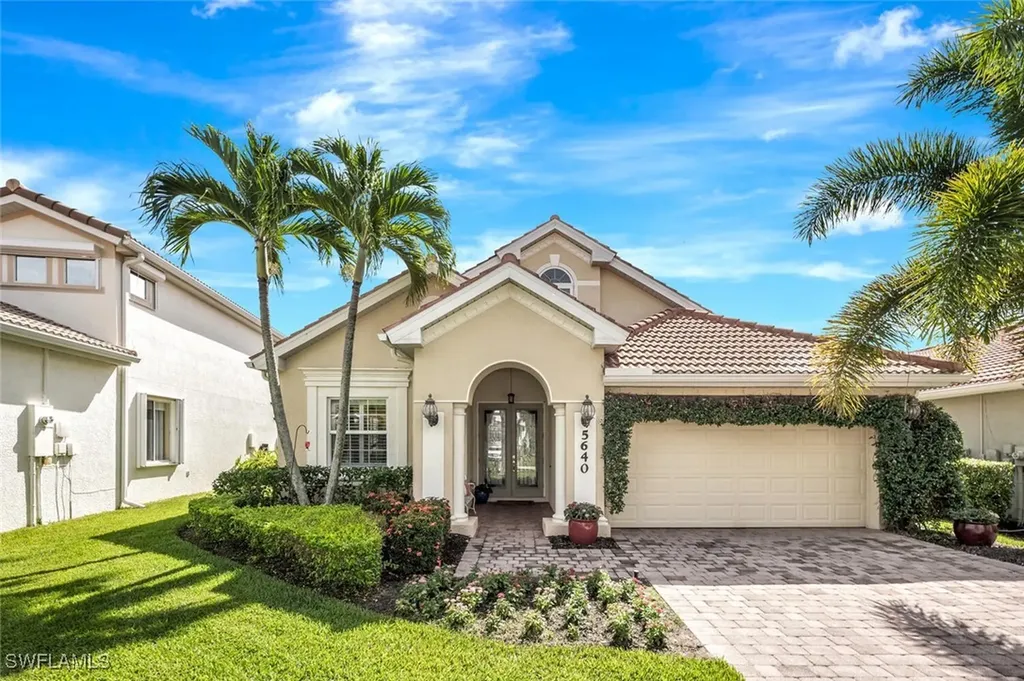 5640 Lago Villaggio Way Naples FL 34104