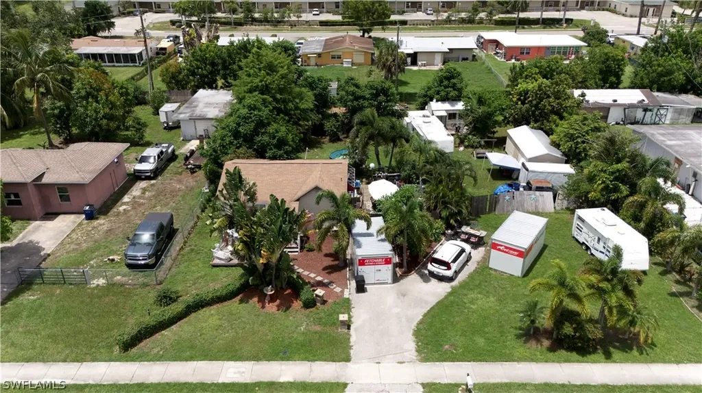 2105 Carrell Road Fort Myers FL 33901